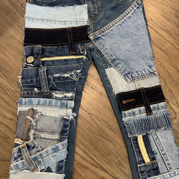 Wonder Nation Girls‎ Slim Fit Denim Patch Jeans - Picture 2 of 6